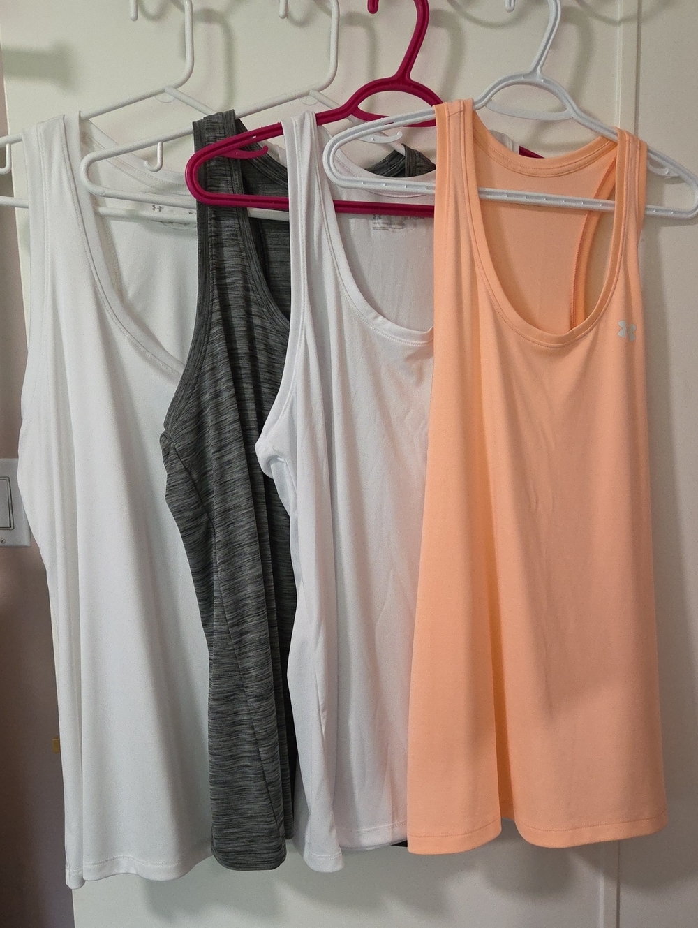 Under Armour Racerback Tank Top d